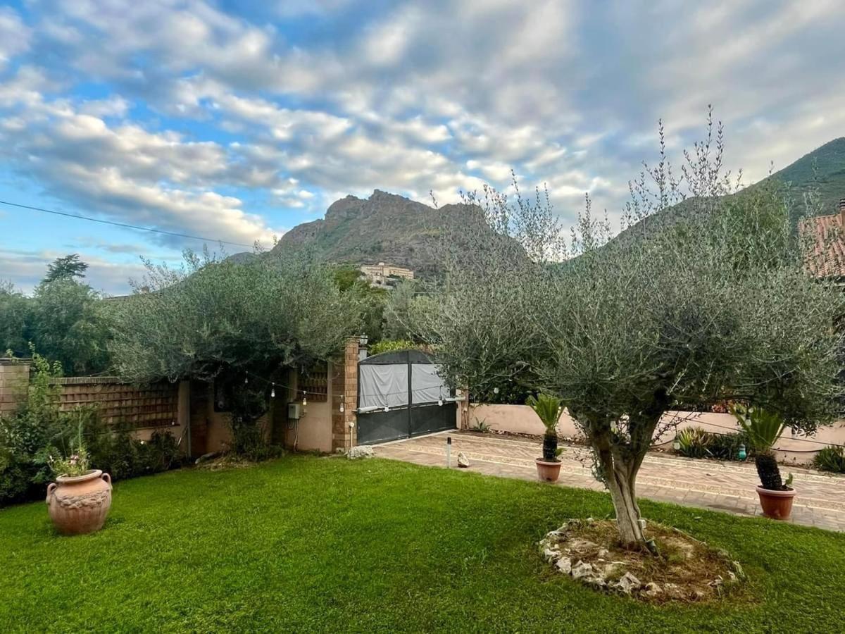 Villa Anna Castrocielo Εξωτερικό φωτογραφία