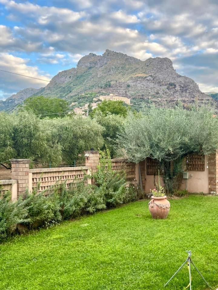 Villa Anna Castrocielo Εξωτερικό φωτογραφία